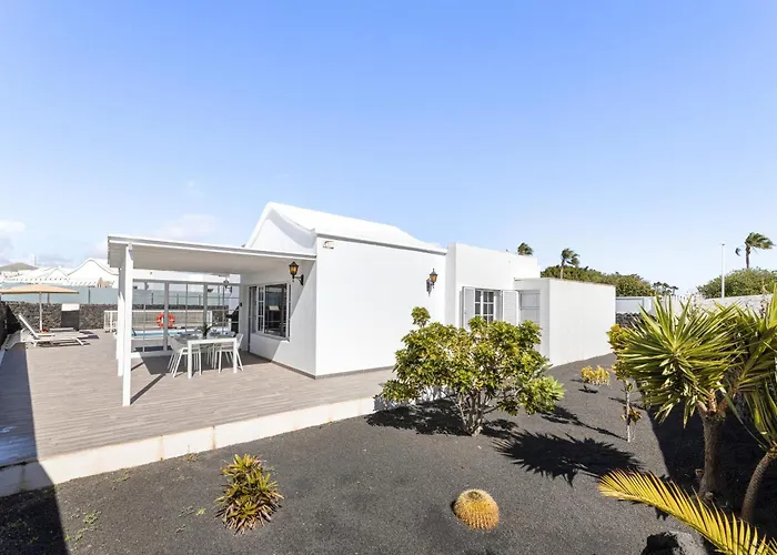 Casa La Graciosa 2a 2 By Escape Villa