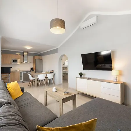 Casa La Graciosa 2a 2 By Escape Puerto del Carmen (Lanzarote)